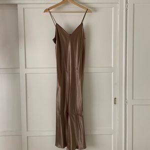 Vince gold slip dress 🤎